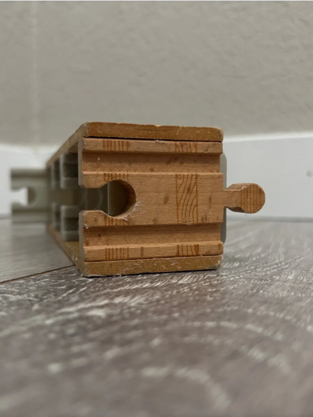 Speedy Surprise Drop Set Riser - Thomas & Friends Wooden Railway